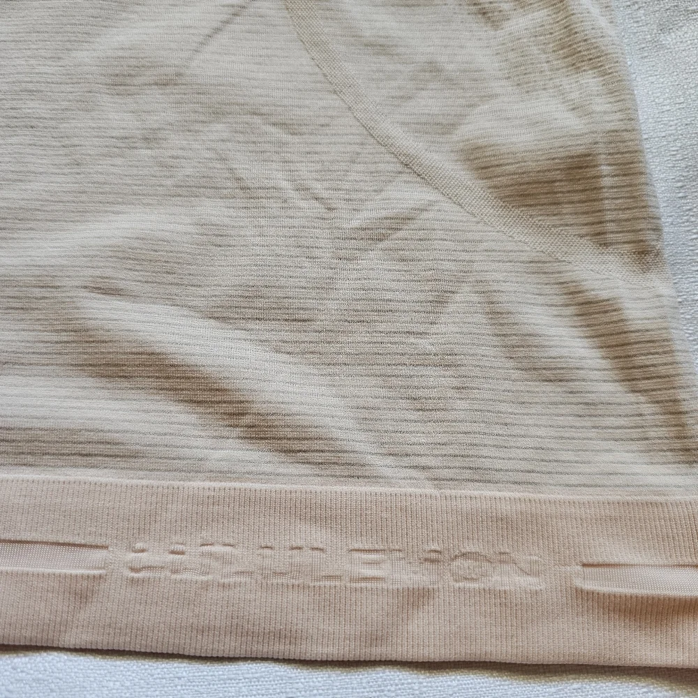 Lululemon Swiftly Tech Racerback Tank Top Size 8β - Picture 9 of 10